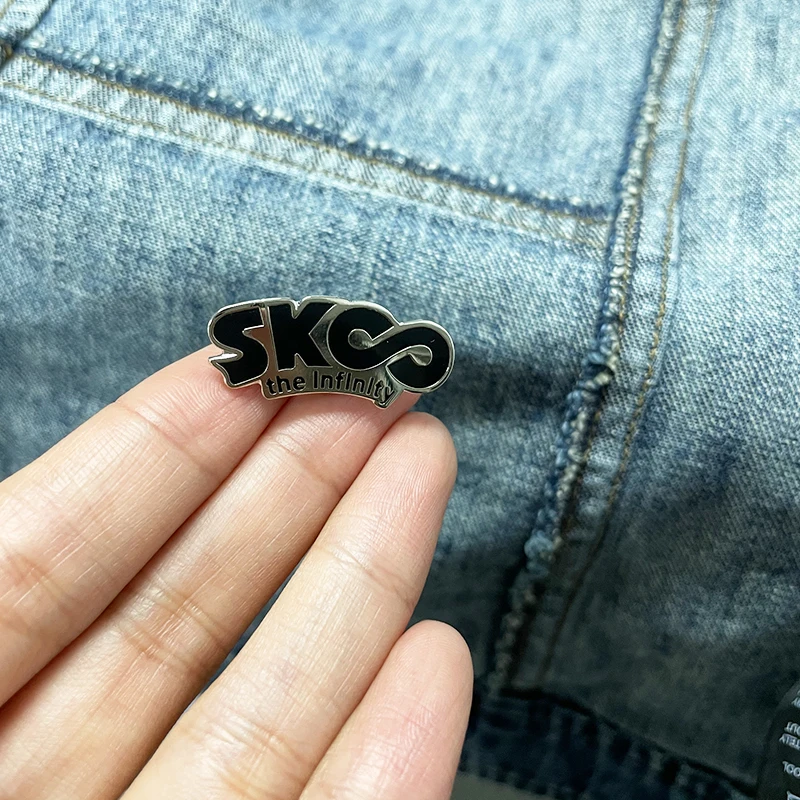 The Infinity Sk8 Logo Emalia S – Anime Merchandise Logo recenzja i cena